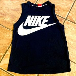 Nike excellent condition sleeveless.